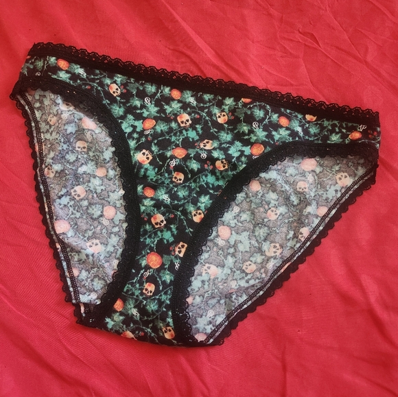 Victoria Secret Bikini Set size Medium NIP - Picture 7 of 10